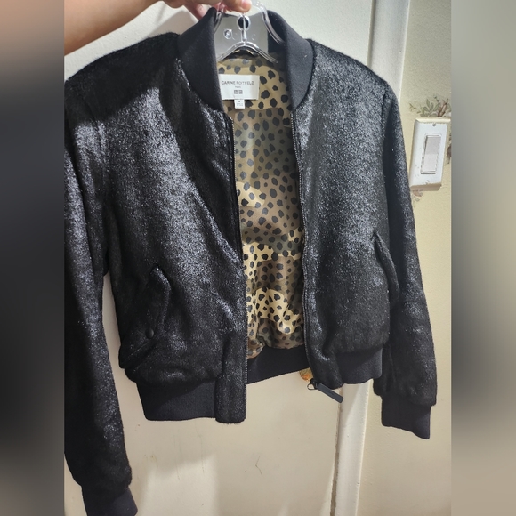 Sold!Uniqlo black fur bomber jacket - Picture 1 of 6